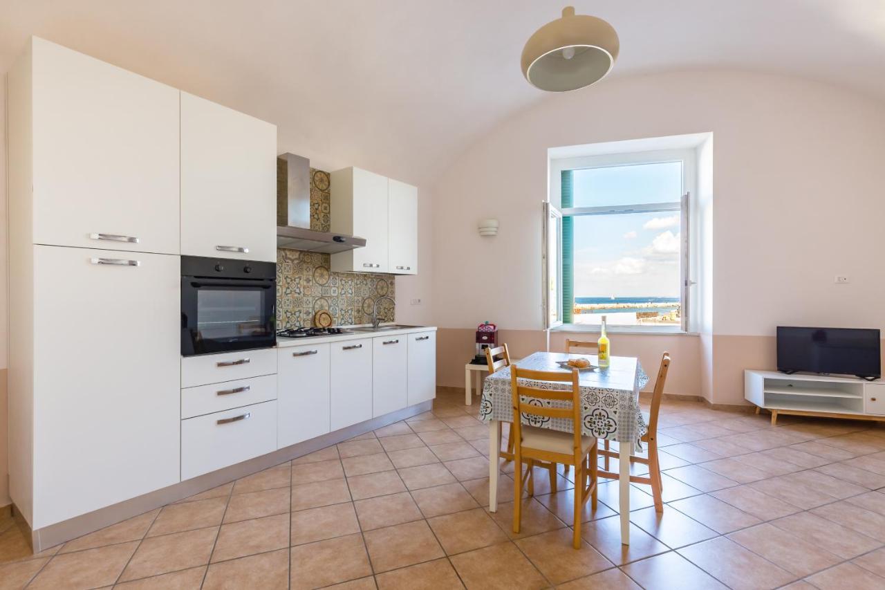 Tizzano House - La Marina Apartment Procida Ngoại thất bức ảnh